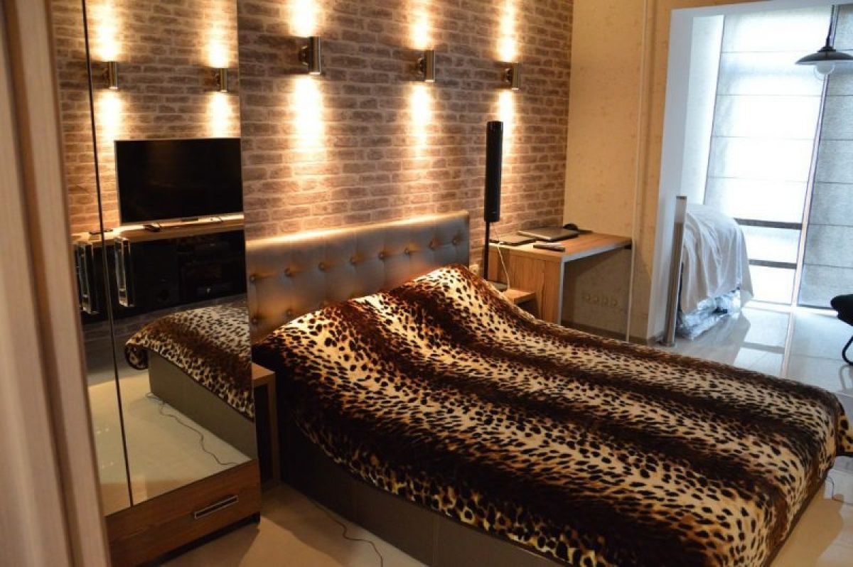 Как обустроить уютную спальню в небольшой квартире - советы и рекомендации.